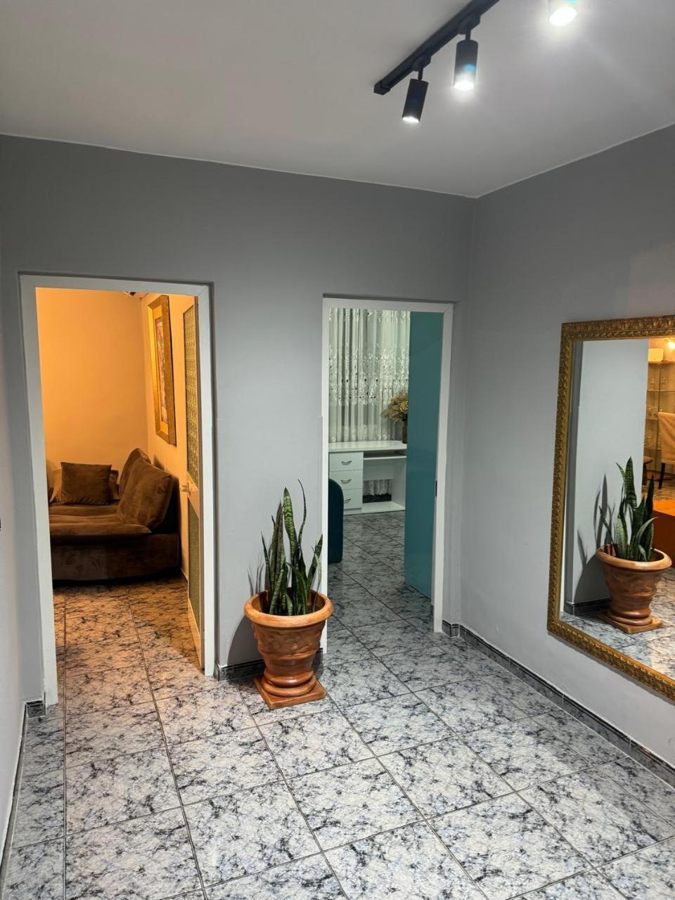 Your House In Tirana Exterior foto